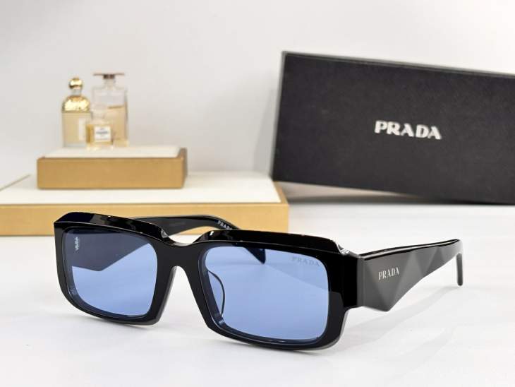 Picture of Prada Sunglasses _SKUfw75732735fw
